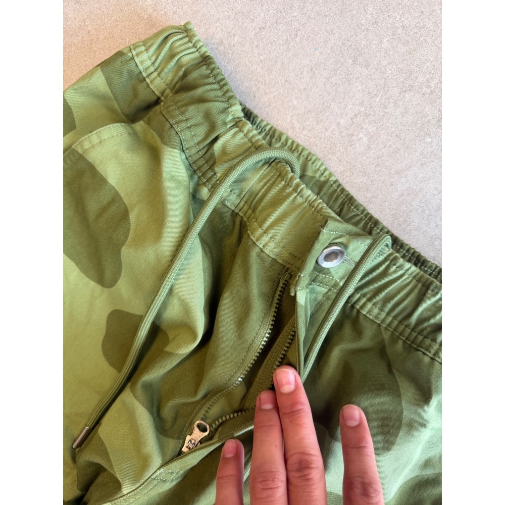 NWT Nike Air Jordan Flight Heritage Camo Cargo Pants Green Mens S Joggers - Picture 10 of 11